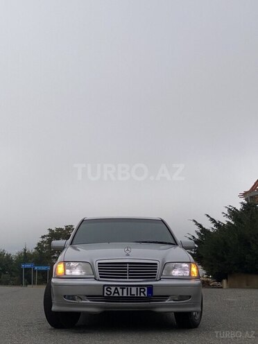 Mercedes C 240 1997, 350,000 km - 2.4 l - Quba