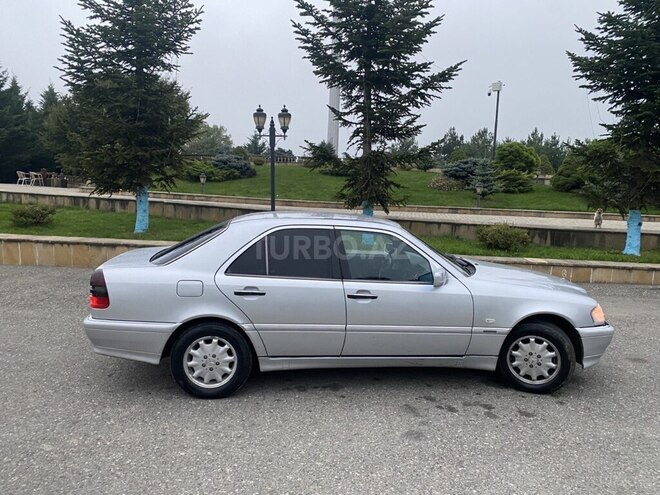 Mercedes C 240 1997, 350,000 km - 2.4 l - Quba