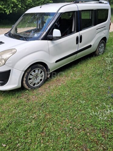 Fiat Doblo 2012, 333,582 km - 1.4 l - Bakı