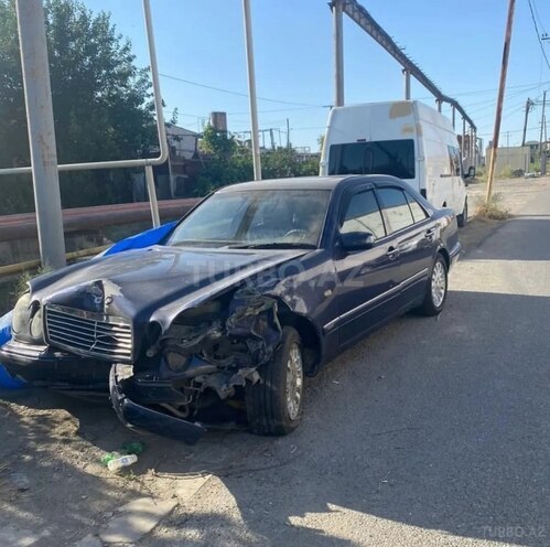Mercedes E 240 1998, 435,500 km - 2.4 l - Kürdəmir