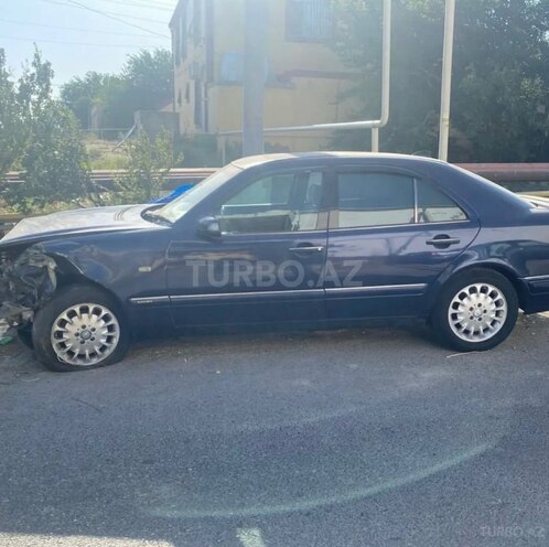 Mercedes E 240 1998, 435,500 km - 2.4 l - Kürdəmir