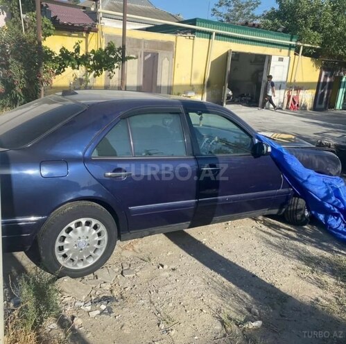 Mercedes E 240 1998, 435,500 km - 2.4 l - Kürdəmir
