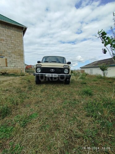 LADA (VAZ) Niva 1997, 175,000 km - 1.7 л - Yardımlı