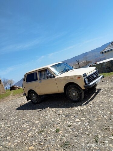 LADA (VAZ) Niva 1997, 175,000 km - 1.7 л - Yardımlı