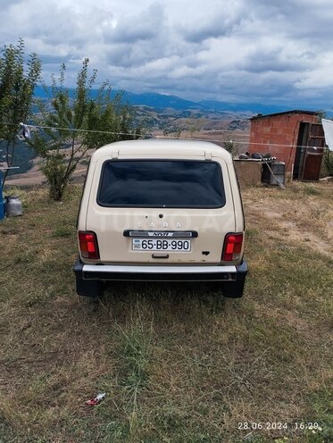 LADA (VAZ) Niva 1997, 175,000 km - 1.7 л - Yardımlı