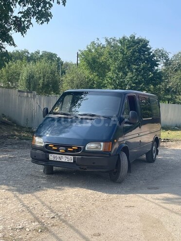 Ford Transit 1994, 266,500 km - 2.5 л - Quba