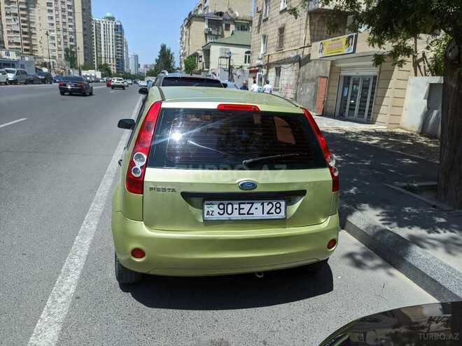 Ford Fiesta 2007, 238,000 km - 1.4 л - Bakı