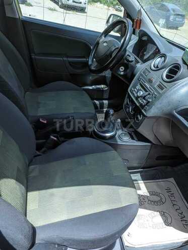 Ford Fiesta 2007, 238,000 km - 1.4 л - Bakı