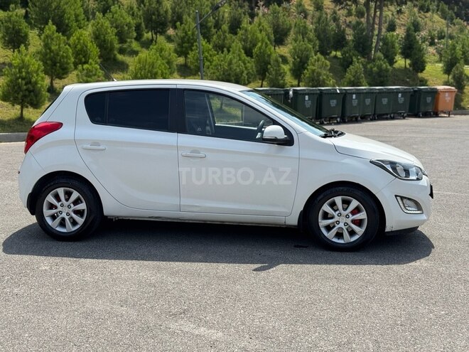 Hyundai i20 2012, 115,320 km - 1.4 l - Bakı
