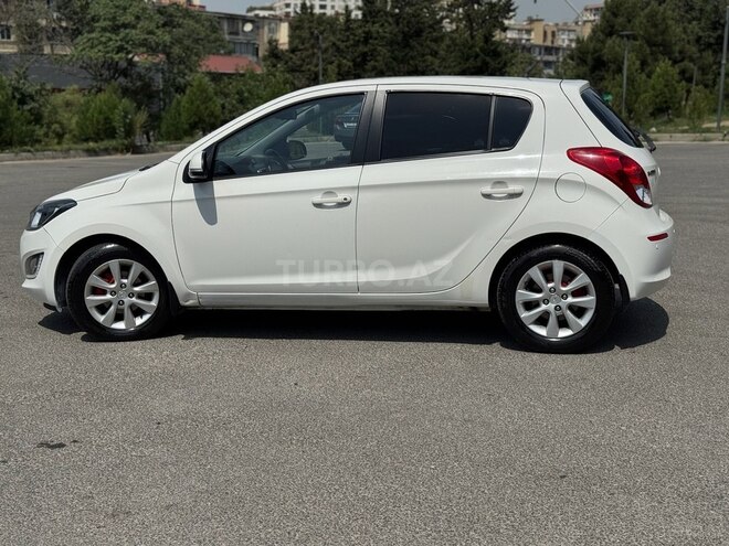 Hyundai i20 2012, 115,320 km - 1.4 l - Bakı
