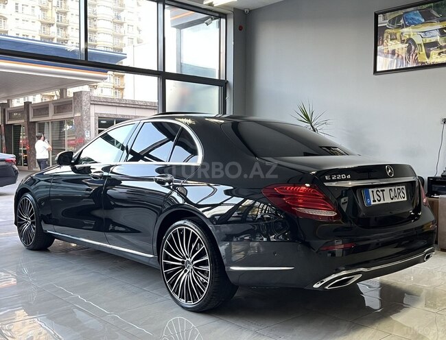 Mercedes E 220 d 2016, 172,000 km - 2.0 l - Bakı