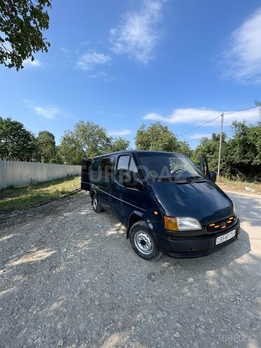 Ford Transit 1994, 266,500 km - 2.5 л - Quba