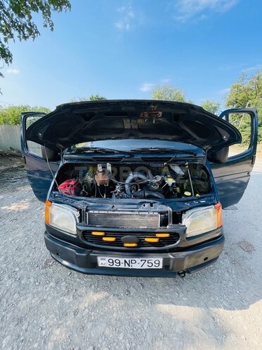 Ford Transit 1994, 266,500 km - 2.5 л - Quba