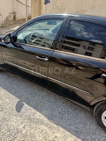 Mercedes E 220 d 2006, 35,000 km - 2.2 l - Bakı