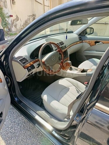 Mercedes E 220 d 2006, 35,000 km - 2.2 l - Bakı