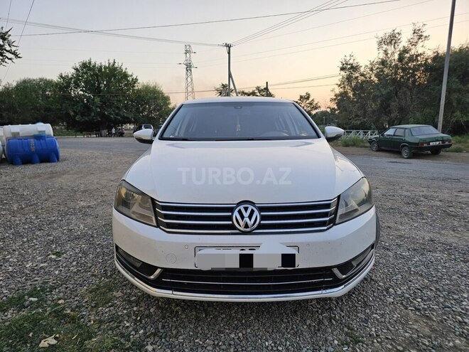 Volkswagen Passat 2012, 219,800 km - 1.8 l - Ağcabədi