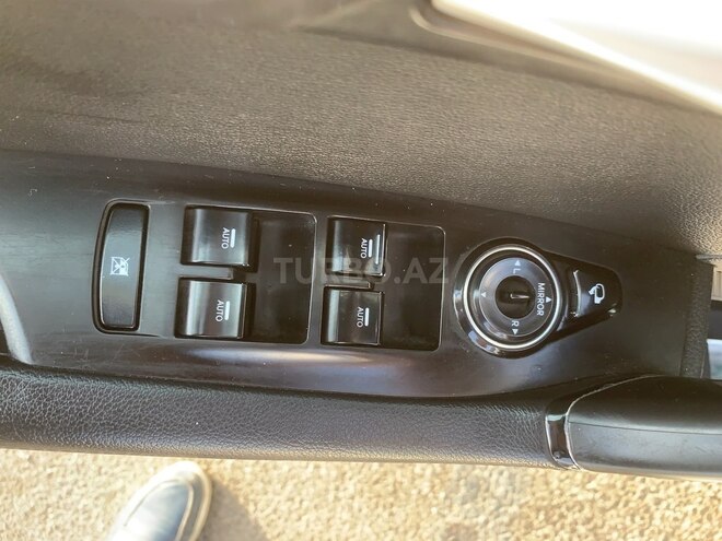 Hyundai i40 2013, 226,000 km - 2.0 l - Bakı