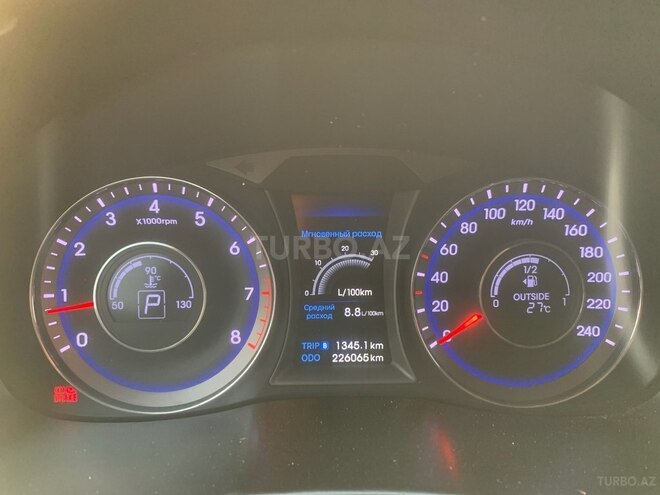Hyundai i40 2013, 226,000 km - 2.0 l - Bakı