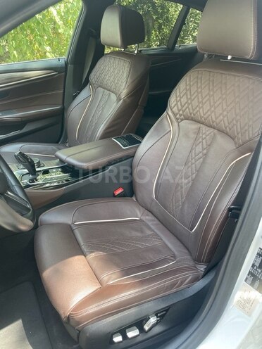 BMW 520 2019, 134,700 km - 2.0 l - Bakı