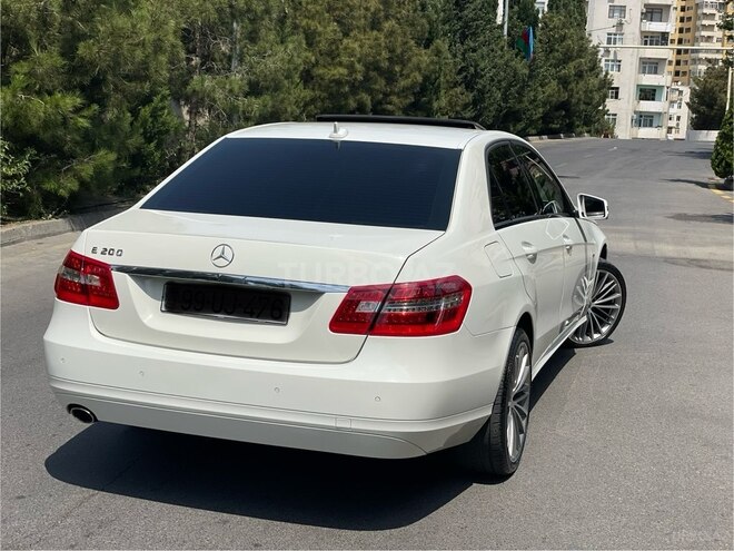 Mercedes E 200 2011, 198,000 km - 1.8 l - Bakı