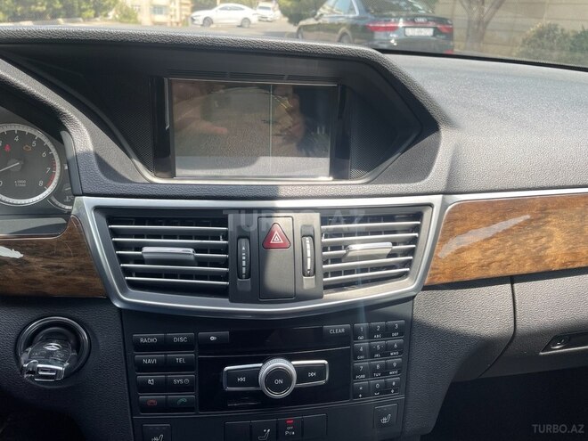 Mercedes E 200 2011, 198,000 km - 1.8 l - Bakı