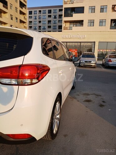 Kia Carens 2013, 124,518 km - 1.7 l - Sumqayıt