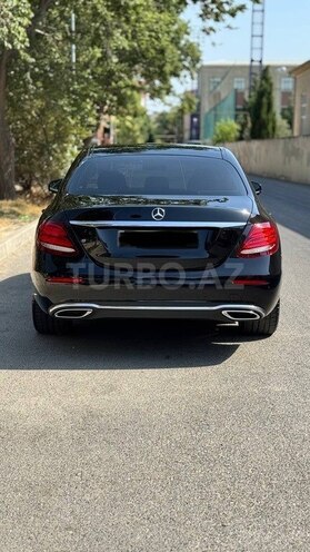 Mercedes E 200 d 2018, 145,000 km - 2.0 l - Bakı