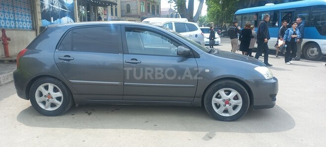 Toyota Corolla 2006, 293,000 km - 2.0 l - Gəncə