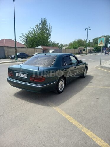 Mercedes E 220 d 1998, 839,778 km - 2.2 л - İmişli