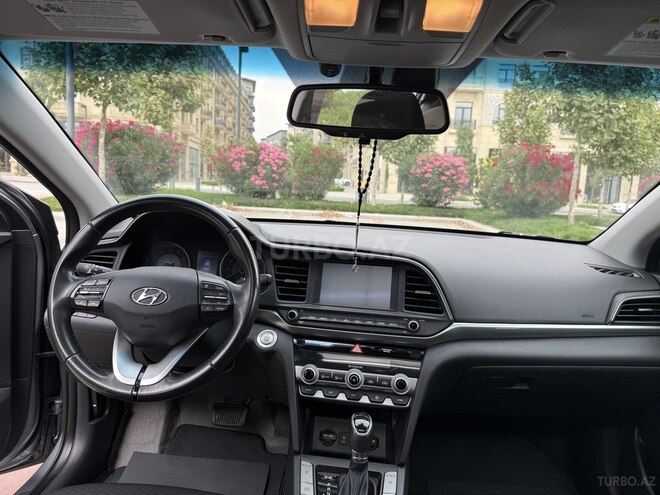 Hyundai Elantra 2019, 154,497 km - 2.0 l - Bakı