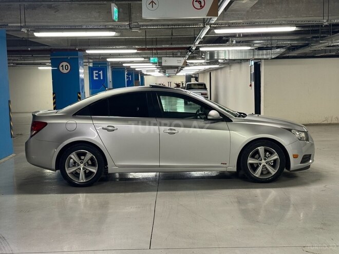 Chevrolet Cruze 2013, 273,631 km - 1.4 l - Gəncə