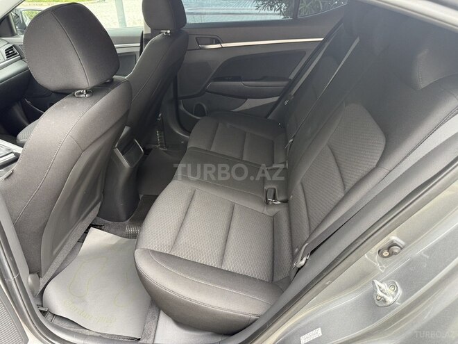 Hyundai Elantra 2019, 154,497 km - 2.0 l - Bakı