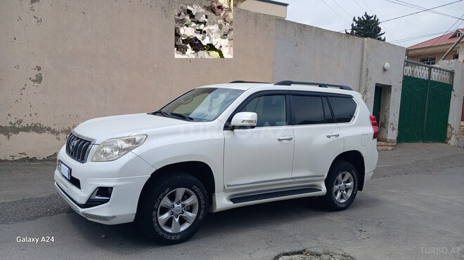Toyota Land Cruiser Prado 2011, 197,724 km - 4.0 l - Bakı