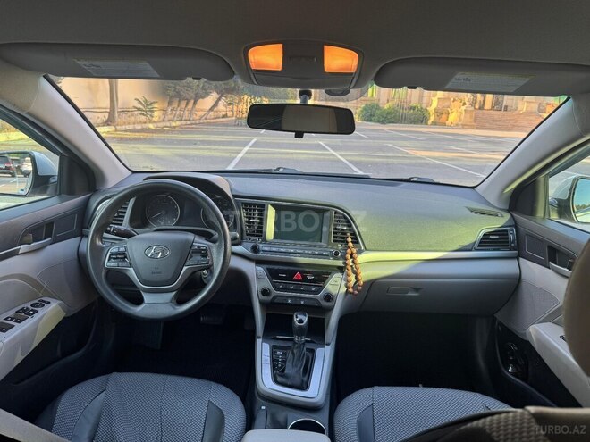 Hyundai Elantra 2016, 120,000 km - 2.0 l - Bakı