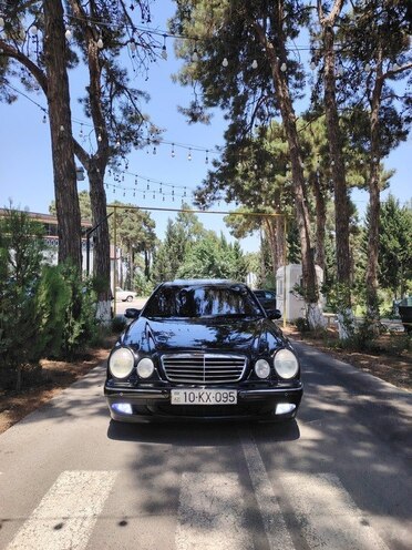 Mercedes E 320 2001, 213,300 km - 3.2 l - Bakı