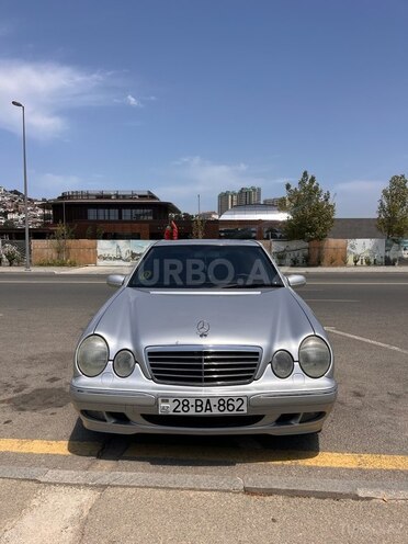 Mercedes E 240 2000, 380,000 km - 2.4 л - Bakı