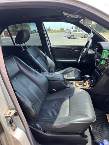 Mercedes E 240 2000, 380,000 km - 2.4 л - Bakı