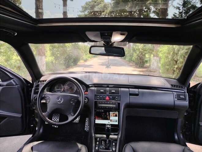 Mercedes E 320 2001, 213,300 km - 3.2 l - Bakı