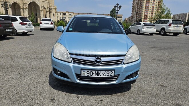 Opel Astra 2009, 268,800 km - 1.4 l - Bakı