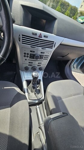 Opel Astra 2009, 268,800 km - 1.4 l - Bakı