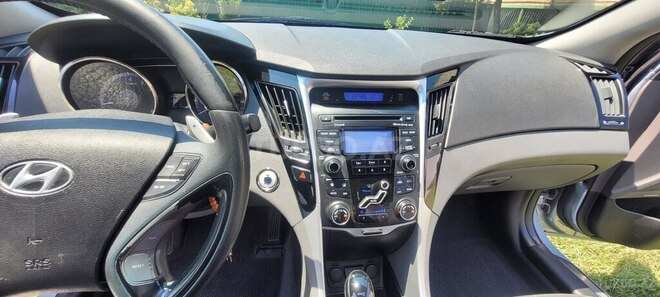 Hyundai Sonata 2011, 257,495 km - 2.0 l - Balakən