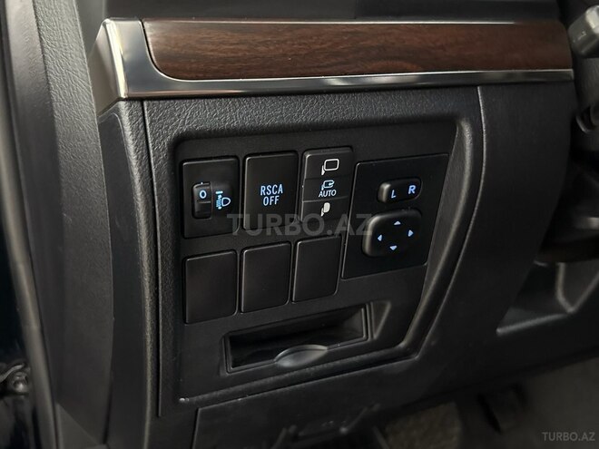 Toyota Land Cruiser 2019, 120,000 km - 4.0 l - Bakı
