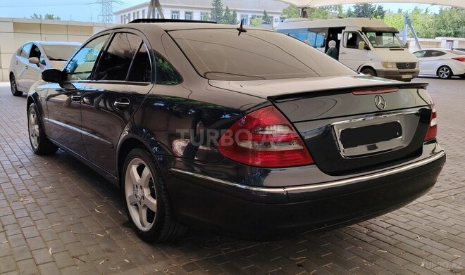 Mercedes E 220 d 2002, 291,500 km - 2.2 l - Bakı