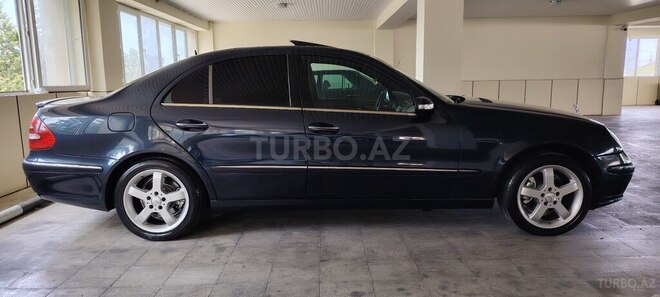 Mercedes E 220 d 2002, 291,500 km - 2.2 l - Bakı
