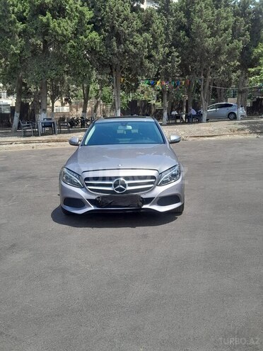 Mercedes C 300 d 2015, 258,001 km - 1.6 l - Bakı