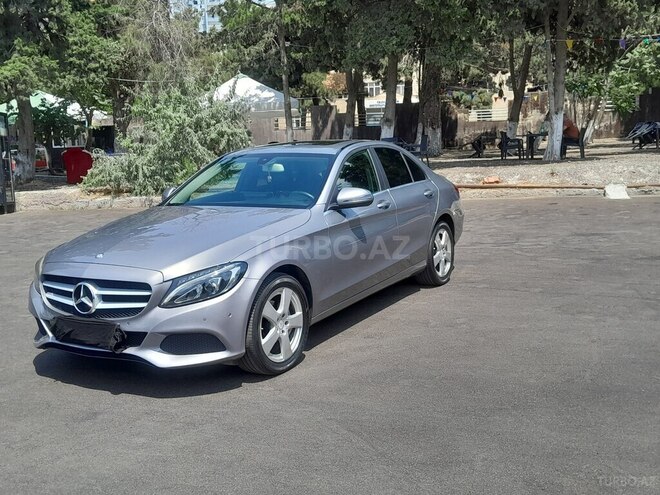 Mercedes C 300 d 2015, 258,001 km - 1.6 l - Bakı
