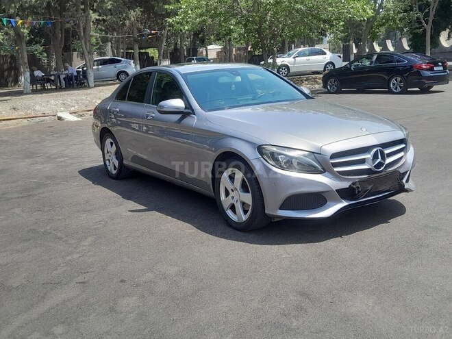 Mercedes C 300 d 2015, 258,001 km - 1.6 l - Bakı