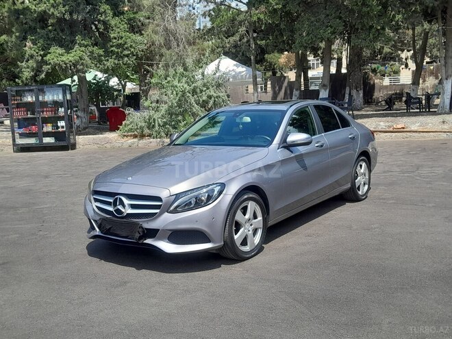 Mercedes C 300 d 2015, 258,001 km - 1.6 l - Bakı