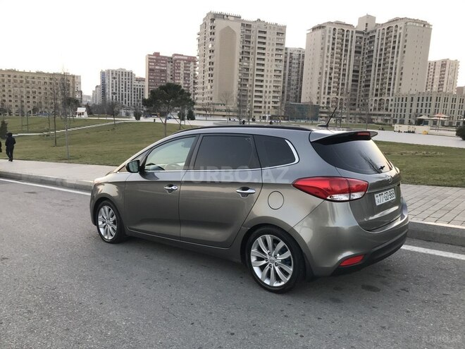 Kia Carens 2015, 230,000 km - 2.0 l - Bakı