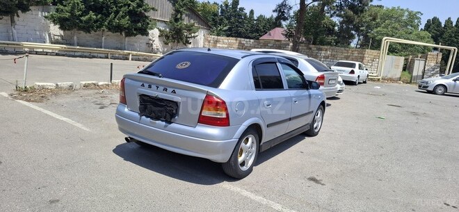 Opel Astra 2001, 300,450 km - 1.6 л - Bakı